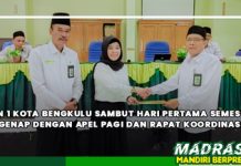 MAN 1 Kota Bengkulu Sambut Hari Pertama Semester Genap dengan Apel Pagi dan Rapat Koordinasi