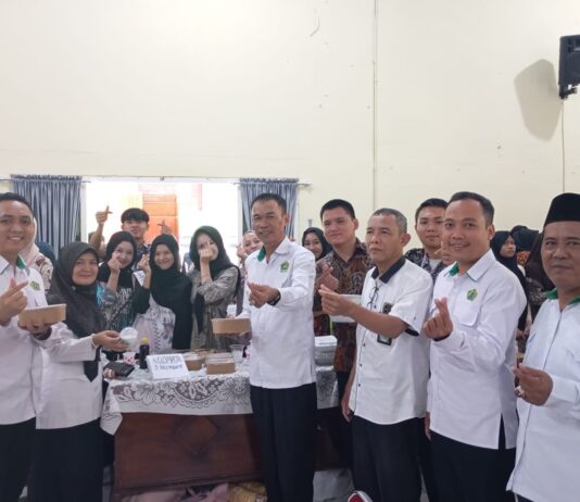 Latih Jiwa Wirausaha Melalui Sajian Kuliner Nusantara Siswa Kelas XII MAN 1 Kota Bengkulu Gelar Aksi Kokurikuler