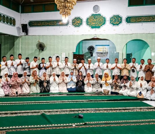 Momentum Iftar Warnai Penutupan Ujian Madrasah Kelas XII MAN 1 Kota Bengkulu Tahun 2026