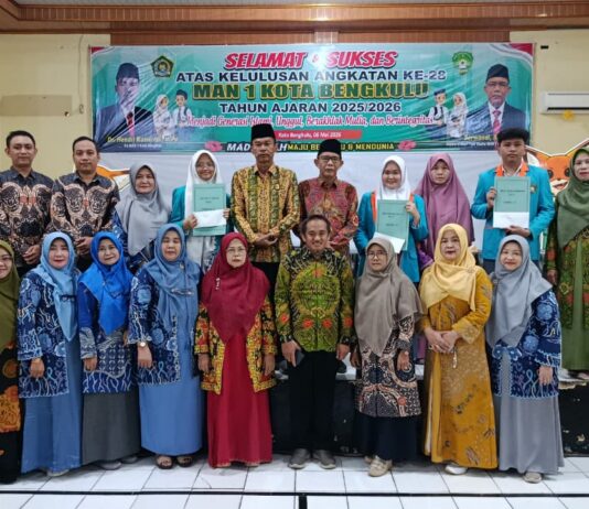 Aula MAN 1 Kota Bengkulu Menjadi Saksi Kelulusan 100 Persen dan Pelepasan Almamater Siswa Kelas XII Tahun 2026